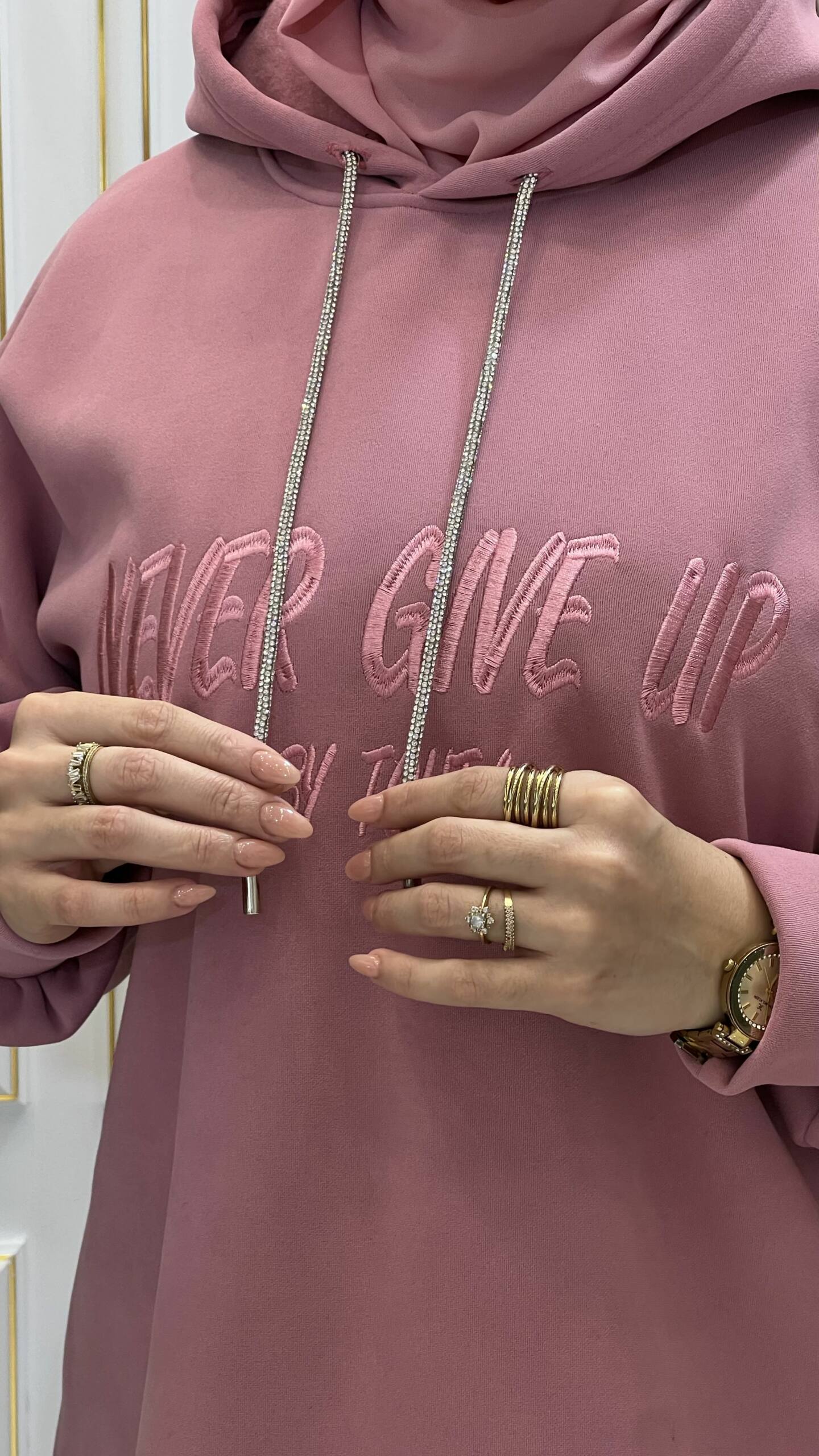 Jogging “Never Give Up" – Image 14